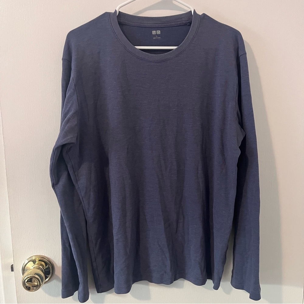 Uniqlo Men’s Long Sleeve Tee Crewneck Pullover Blue Size Large